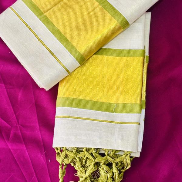 Kerala traditional KASAVU SETTU MUNDU(Half saree)